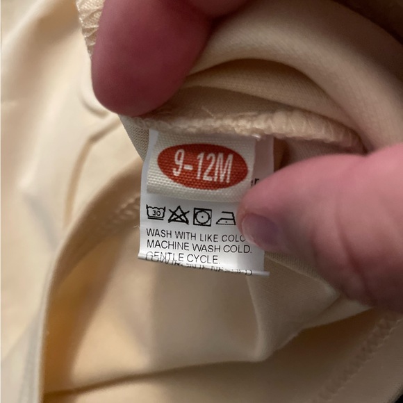 Beige Teddy Bear Embossed Kids Set size 9-12 months - Picture 4 of 4